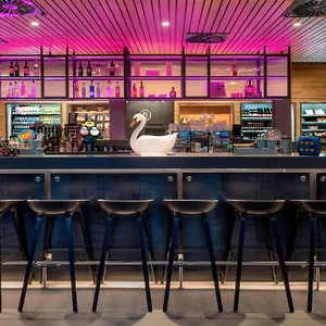 Moxy Stratford **** Londra