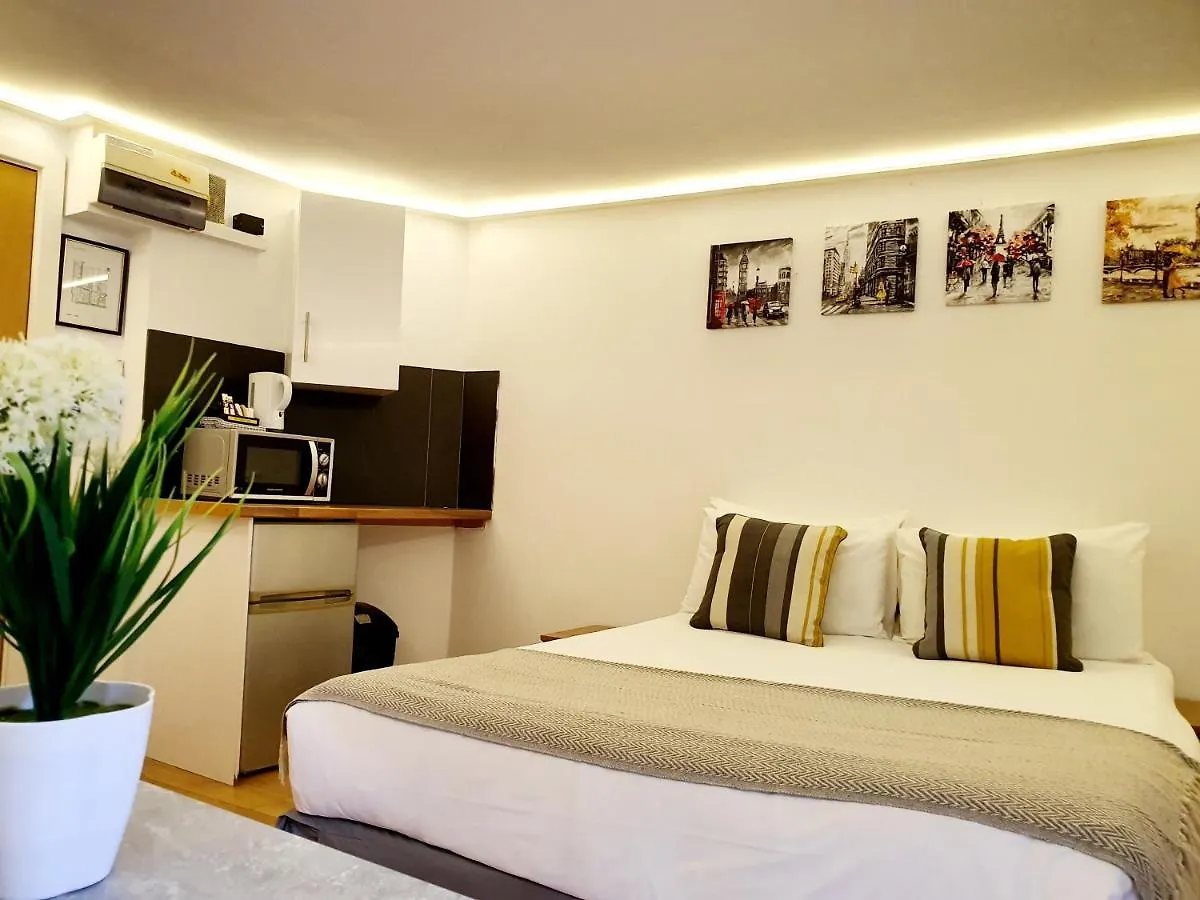 London Stay Apartments Апарт-отель