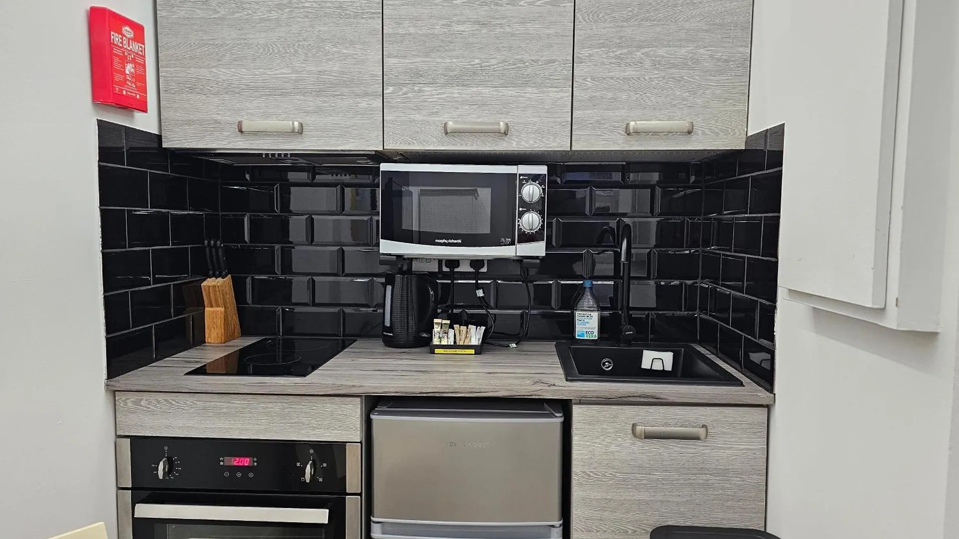 London Stay Apartments 3*,  Regno Unito