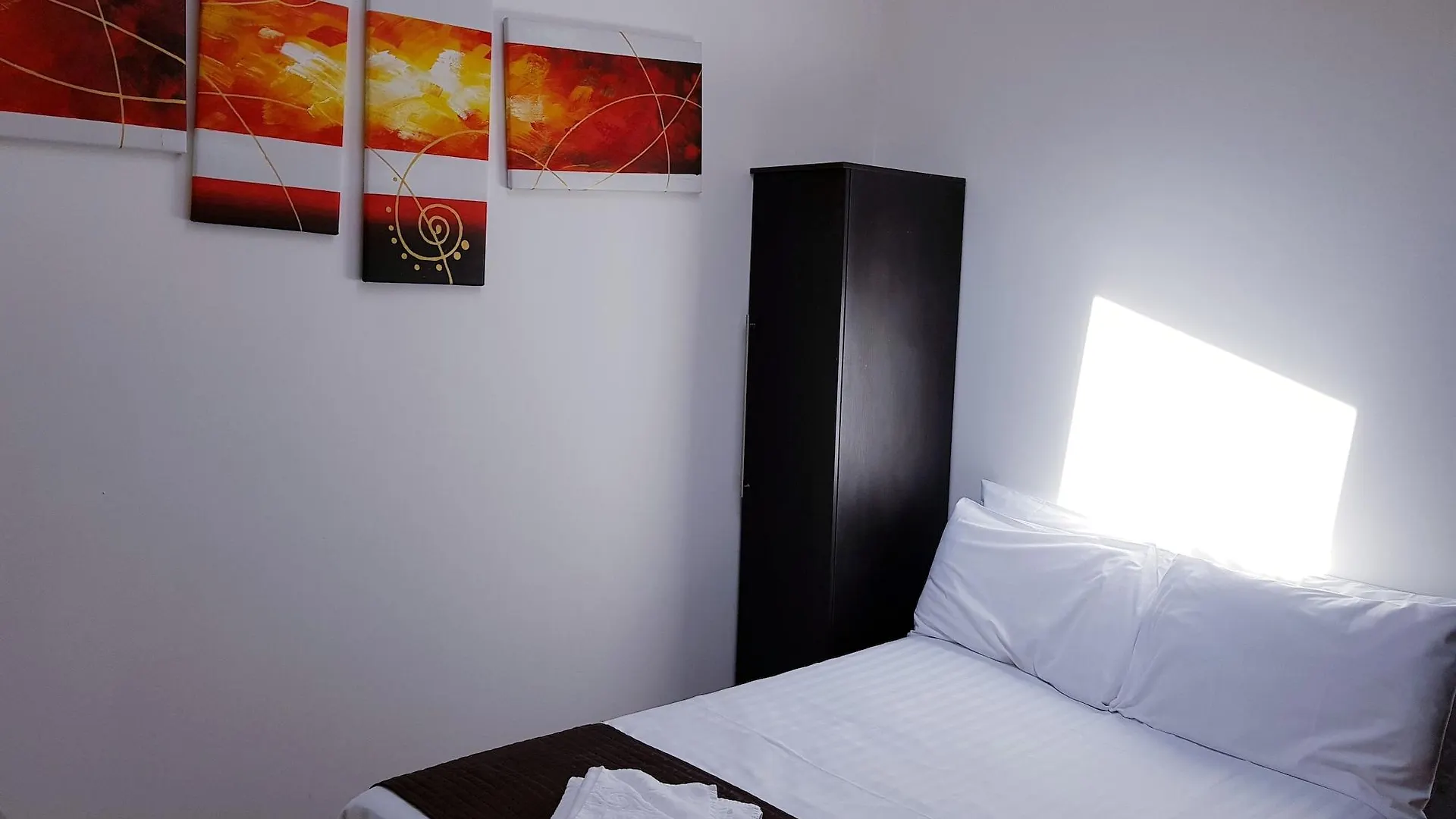London Stay Apartments Aparthotel