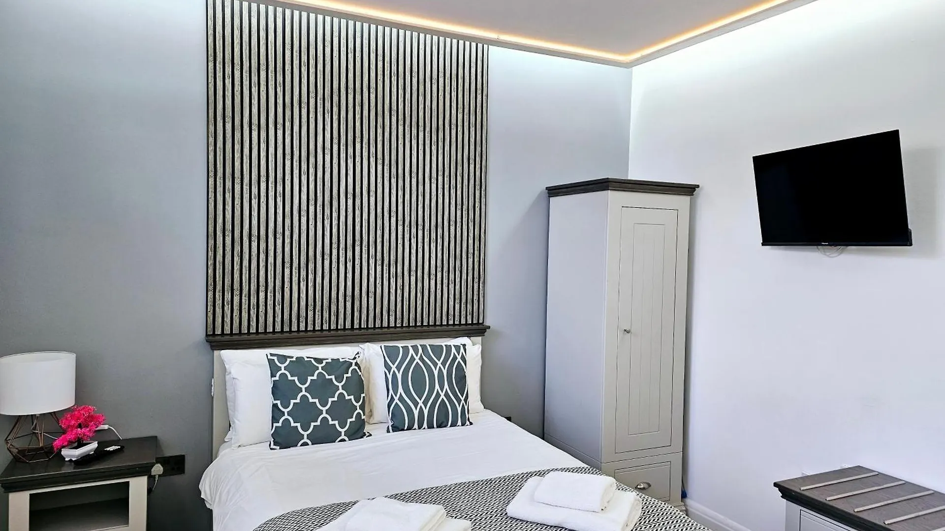 London Stay Apartments